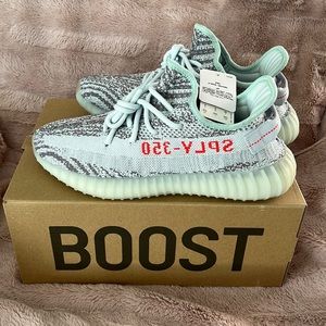 YEEZY BOOST 350 V2, Men 8 1/2 BLUTIN